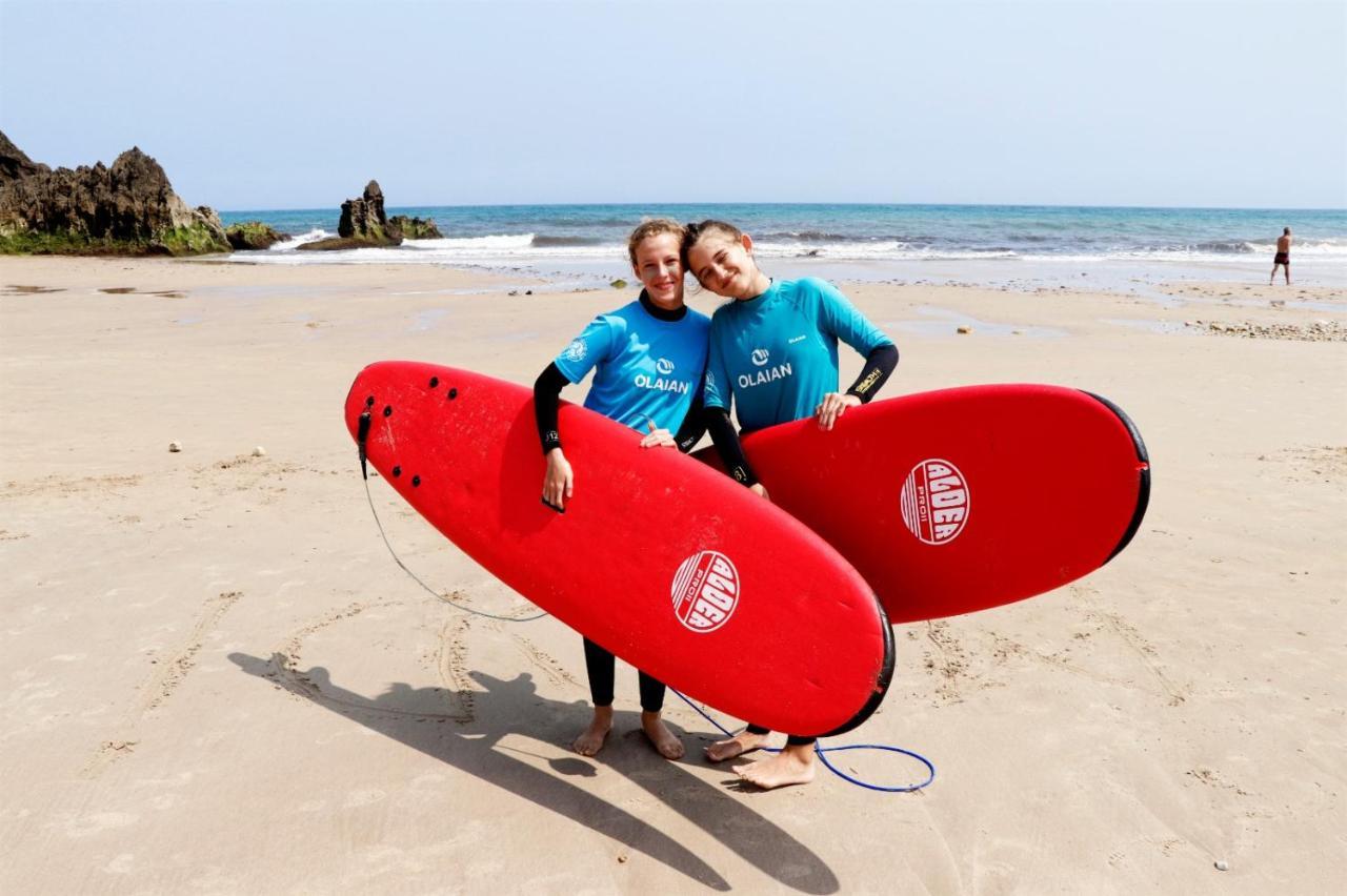 Llanes Surfcamp & Hostel Buitenkant foto