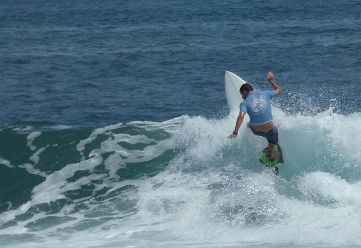 Llanes Surfcamp & Hostel Buitenkant foto