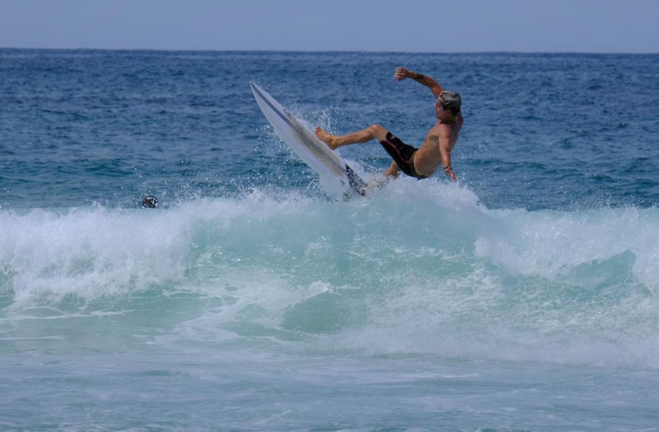 Llanes Surfcamp & Hostel Buitenkant foto
